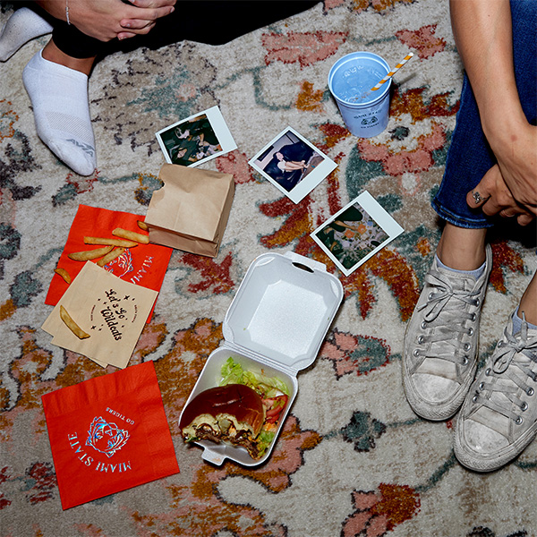 college homecoming party decorations