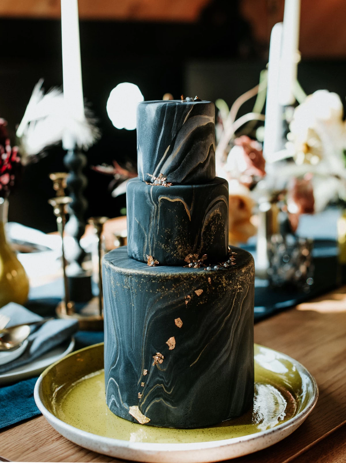 fall wedding trends 2019: cosmic inspired geode cake