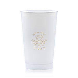 The ever-popular 10 oz Frost Flex Cup with Gold Ink has a Floral Gem graphic and is good for use in Floral, Trendy, Geometric themed parties and will impress guests like no other. Make this party unforgettable.