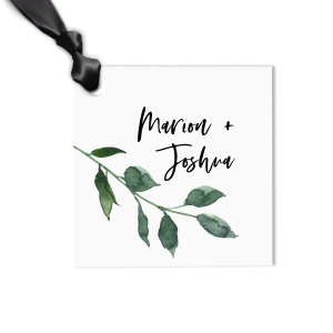 The ever-popular White Custom Photo Round Tag with Matte Black Ink Digital Print Colors will give your party the personalized touch every host desires.