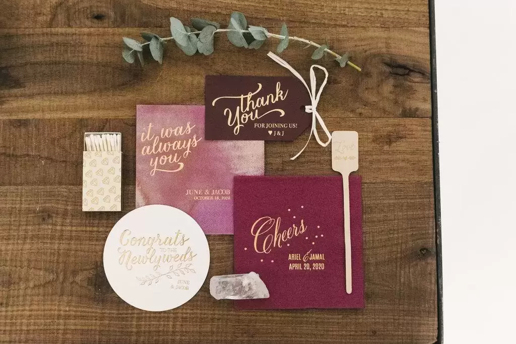 personalized wedding product venue report 