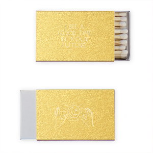 ForYourParty's elegant Metallic 18 Karat Matte Gold Classic Matchbox with Matte Black Foil is good for use in Trendy, Floral, Organic themed parties and couldn't be more perfect. It's time to show off your impeccable taste.