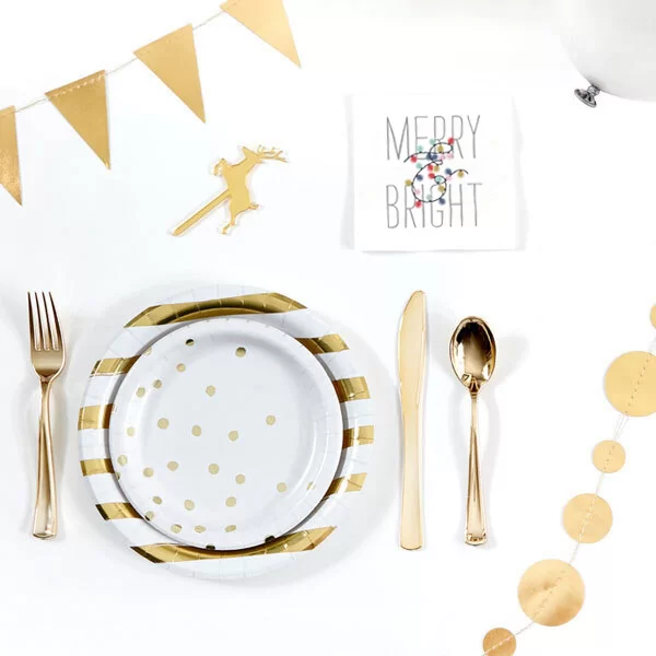 Merry & Bright Holiday napkin pack