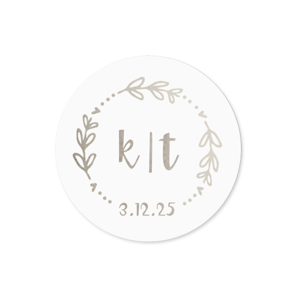 The ever-popular White Small Round Label with Shiny Sterling Silver Label Print Colors has a Date Wreath graphic and is good for use in Frames, Wedding themed parties and will look fabulous with your unique touch. Your guests will agree!