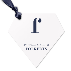 Featuring an initial in an elegant serif font, this tag is both stylish and understated. With its classic design and high-quality finish, this gift tag is perfect for weddings, anniversaries, or any occasion where personalized elegance is appreciated.