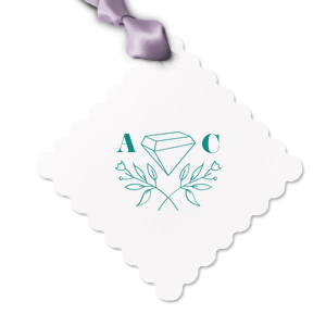 The Diamond Letterpress Tag with an amazing graphics with branches and your initials on will give that final touch on your party. Let it leave unforgettable moments!  