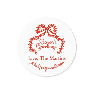 Extend the warmest of welcomes this year with our Season's Greetings Label. The sleek and classic design comes in a variety of colors and shapes to best match your holiday vision. Perfect as gifts tags for presents under the tree or goodie bags for holiday parties.