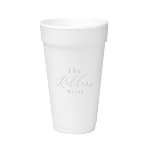 Exuding charm, the Surname Script Cup highlights the couple's shared surname in a bold, contemporary script. This design, focused on the last name with the event date subtly included, beautifully commemorates the unity celebrated on their wedding day.