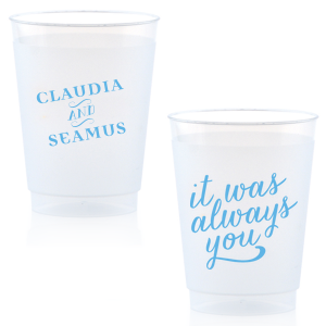 Classic Angled Names Cup is good for weddings, anniversaries and romantic themed parties. Easily customize the design to complement every last detail of your party.