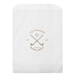 Send guests home from your summertime party with the Family Name Tennis Gift Bag from our Country Club collection. The sporty and sleek design gives off club house vibes, perfect for making your guests feel extra special. Customize the design with you own text and choice of color and styles to best match your unique tastes.