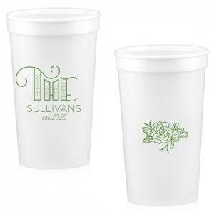 Add a touch of elegance to any gathering with the Family Name Flower Cup. Featuring a beautifully flourished "THE" that artistically highlights your family name and a single peony graphic on the reverse, this design is perfect for weddings, family gatherings, or simply celebrating togetherness with style.