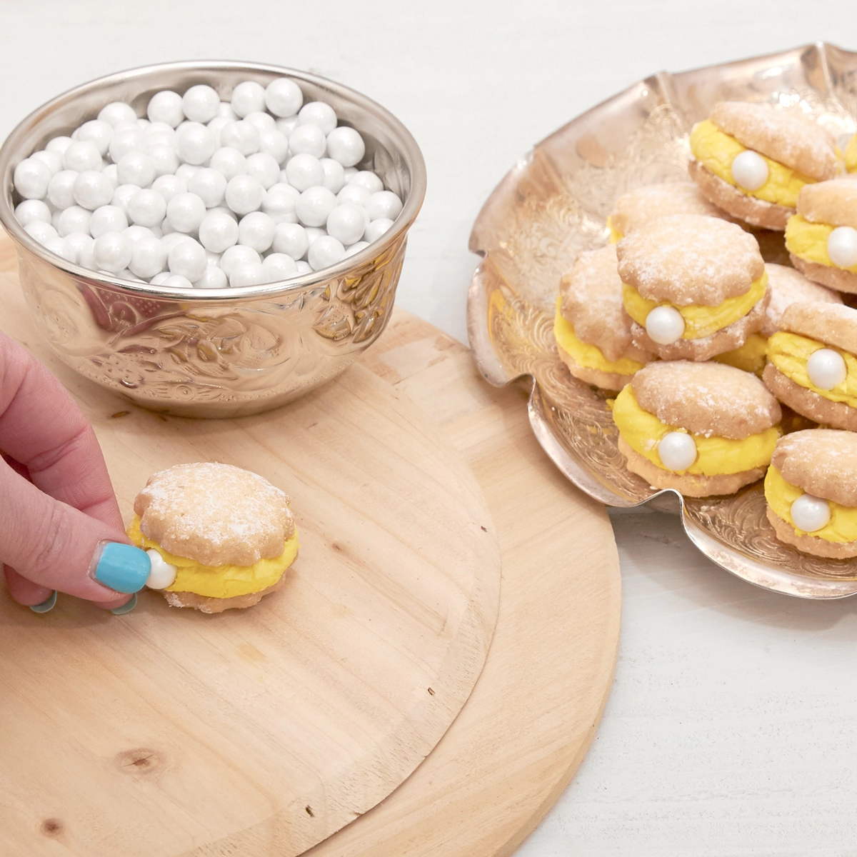 how to make clam pearl cookies for mermaid parties