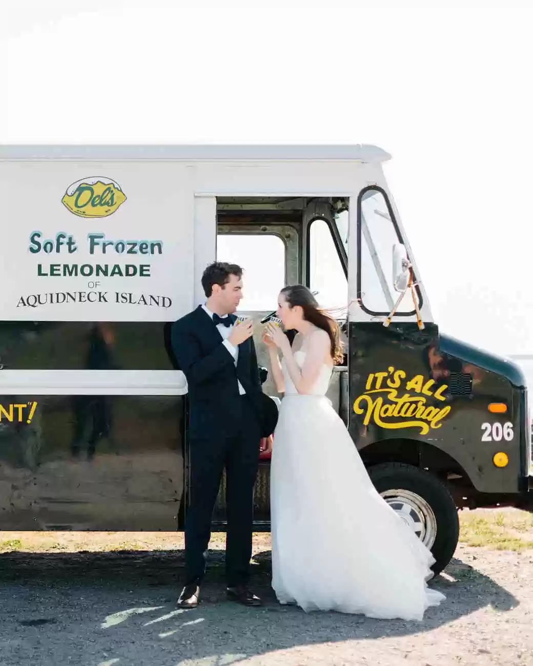 wedding reception food truck with frozen lemonade