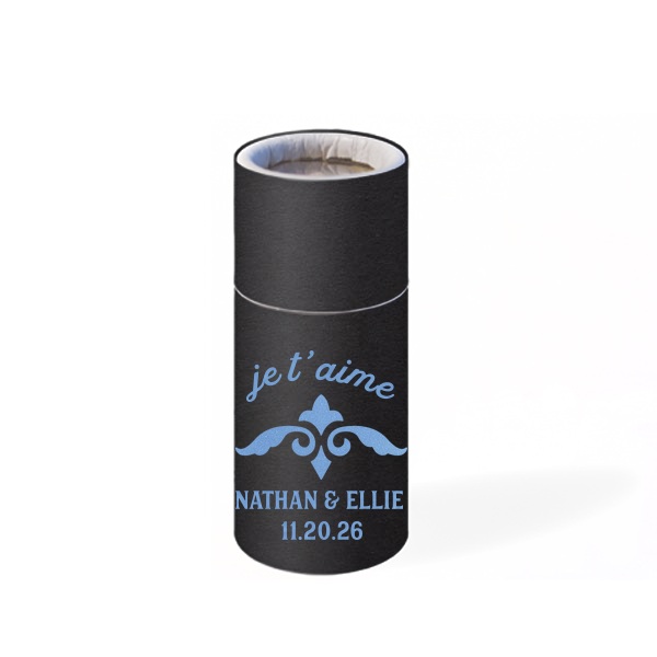 Express your love with the Je T’aime Wedding Matchbook. Featuring the timeless fleur-de-lis, this design adds a touch of sophisticated charm and elegance, perfect for celebrating your special day with a hint of French allure.