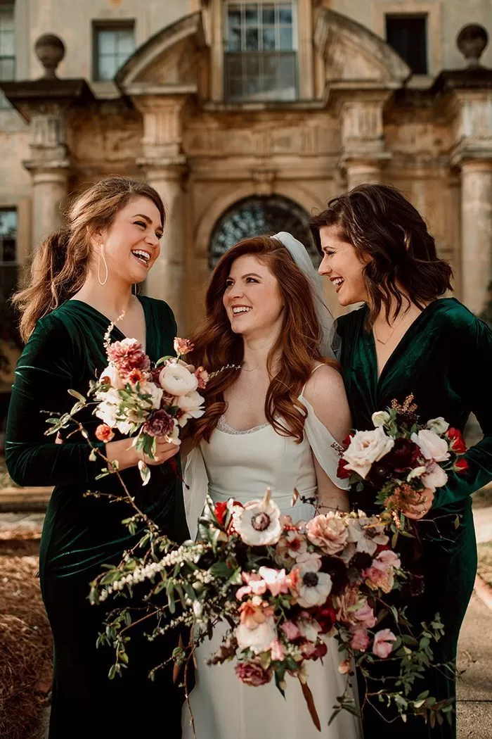 fall wedding trends 2019: velvet everywhere 