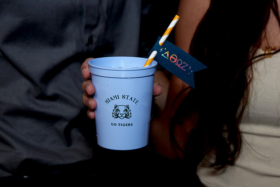 custom cups
