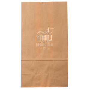 Our personalized Royal Blue Gloss Goodie Bag with Matte White Foil has a Leaf Vine graphic and is good for use in Frames themed parties and couldn't be more perfect. It's time to show off your impeccable taste.