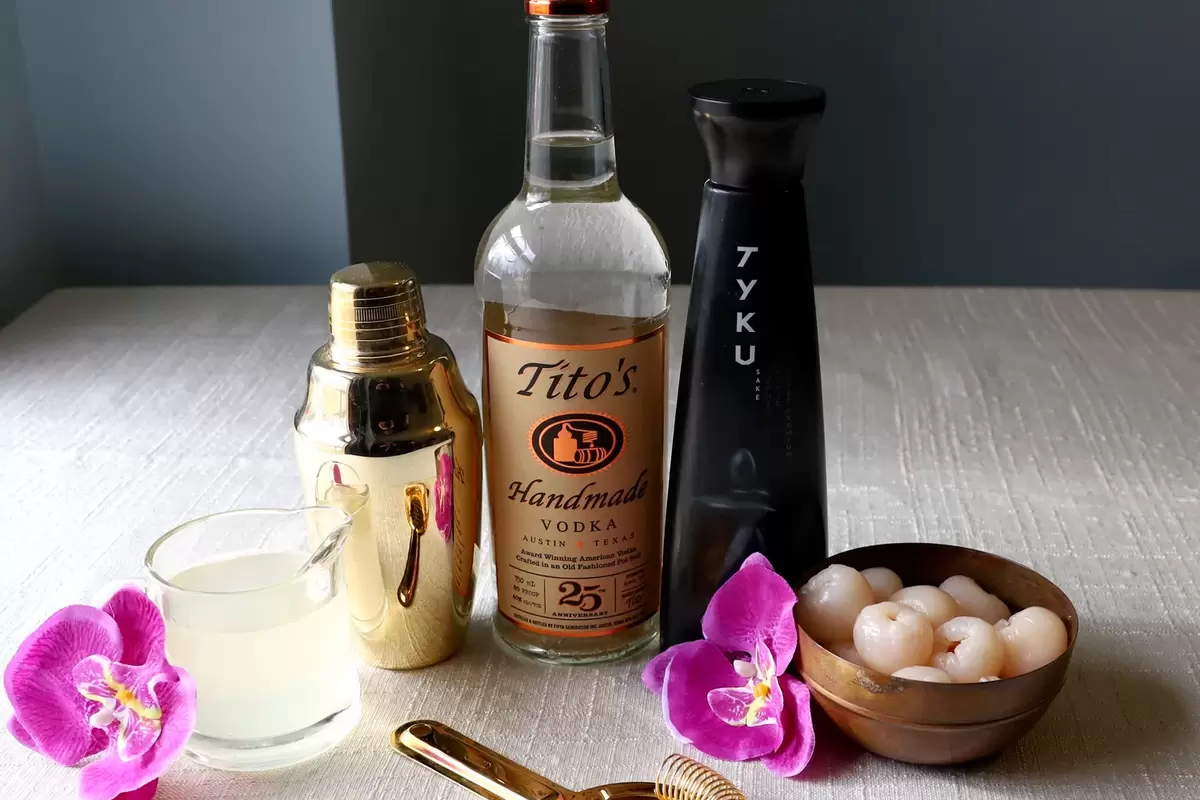 ingredients for lychee martini recipe