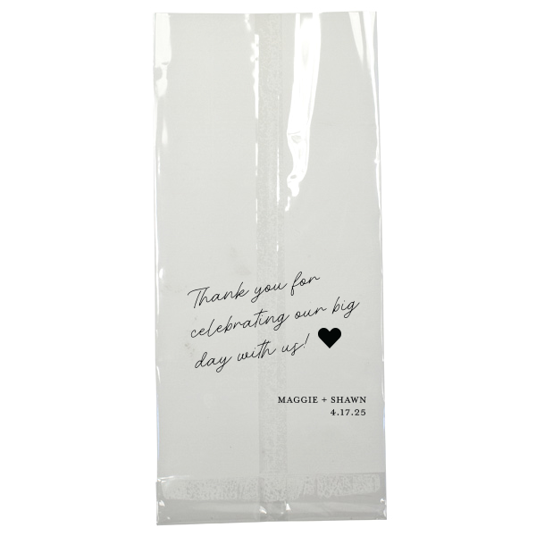 ForYourParty's personalized White Cookie Bag with Matte Black Foil has a Solid Heart graphic and is good for use in Wedding, Hearts, Anniversary themed parties and are a must-have for your next event—whatever the celebration!