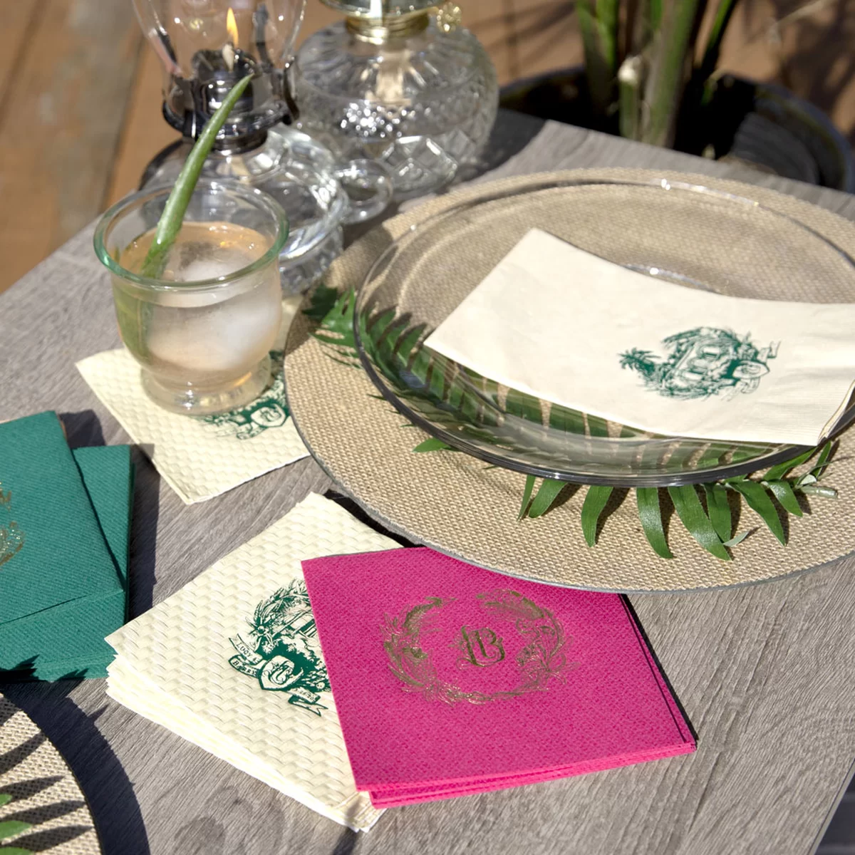 pantone color of The Year: Viva Magenta