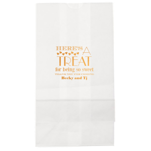 ForYourParty's personalized White Goodie Bag with Shiny Copper Foil has a Hearts graphic and is good for Wedding and other special occasion parties and will look fabulous with your unique touch. Your guests will agree!