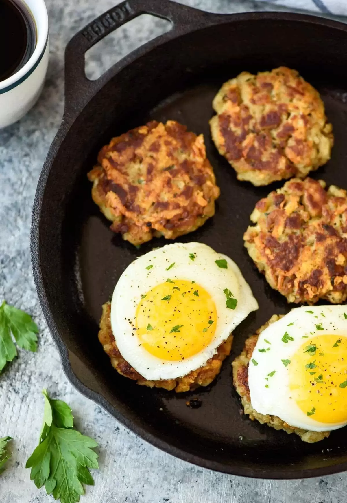 thanksgiving leftovers stuffing cakes