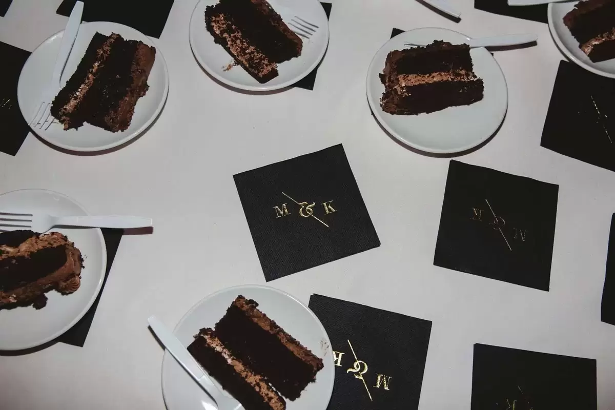 personalized cocktail napkins with wedding cake