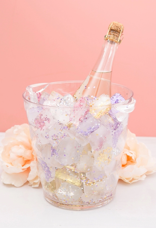 glitter ice cubes