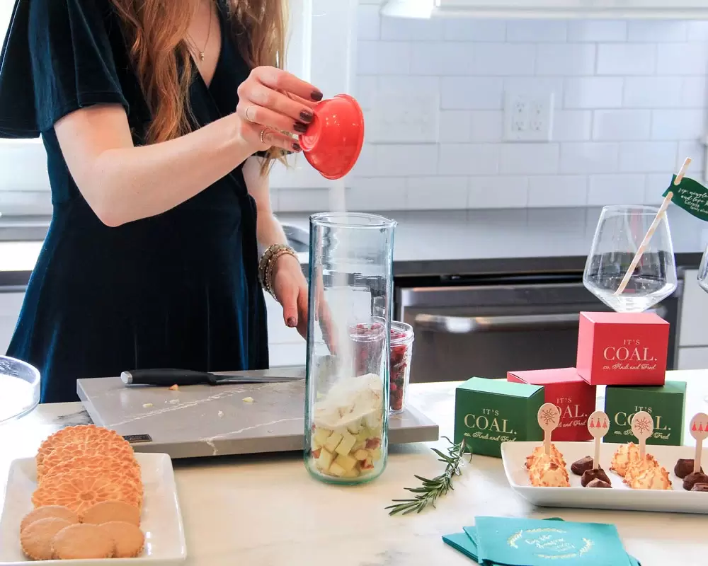 christmas sangria recipe for parties with christmas cocktail napkins