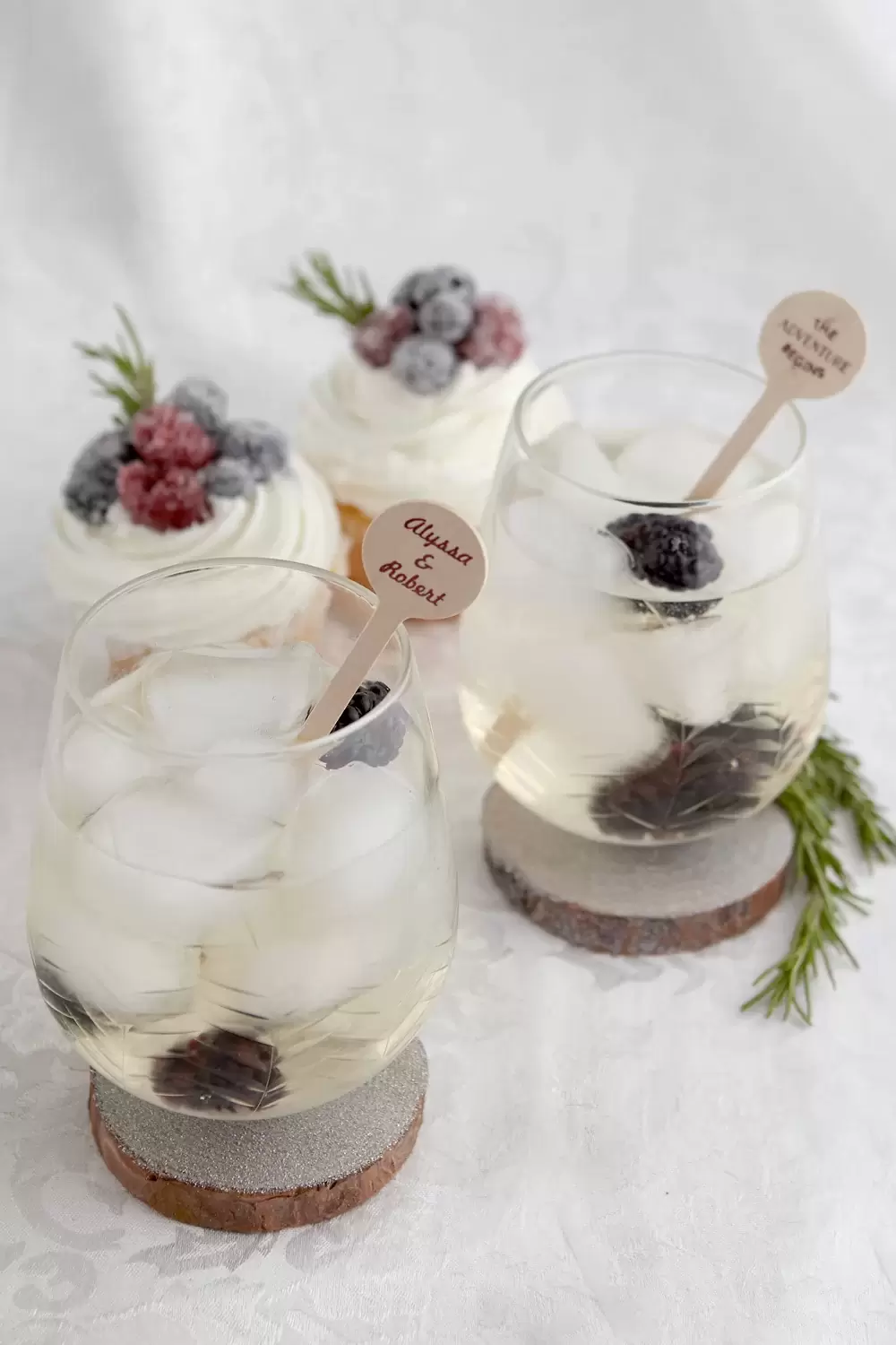 wedding signature cocktail recipe white wine spritzer
