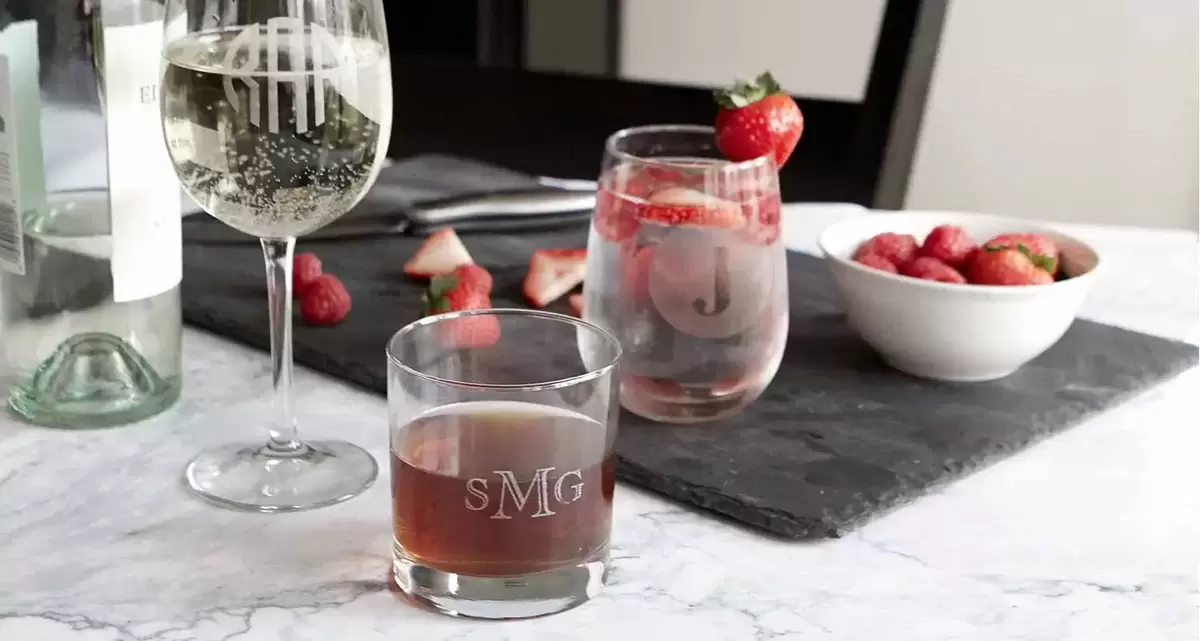 custom glassware makes a great Valentine's Day gift for your significant other