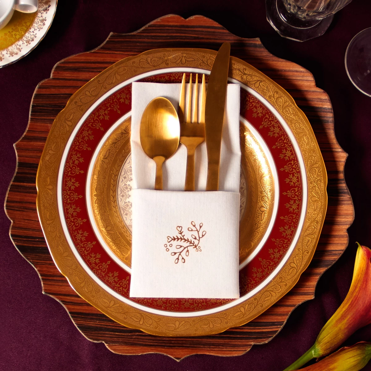 DIY Pocket napkin fold with a personalized napkin